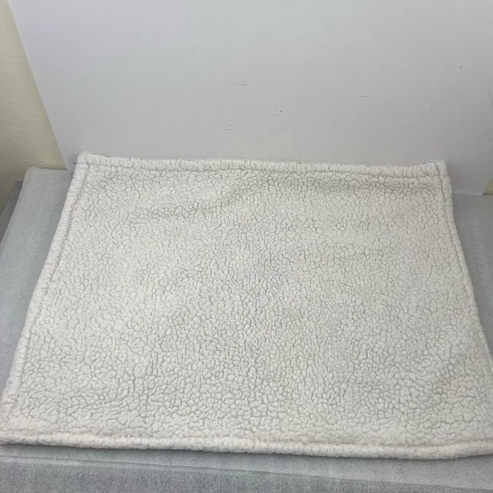 UGG Beige Plush Sherpa Standard Pillow Sham Cover Soft Cozy Zip Closure Full/Que